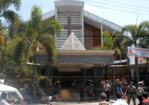 INDONESIA_-_immagine_chiesa_protestanteok