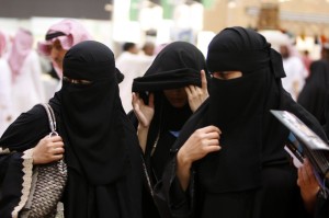 arabia-saudita-donne-velo-islamico
