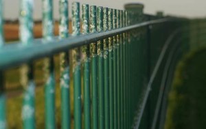 fence-442272_640