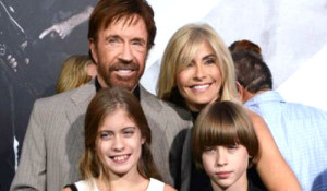 Chuck-Norris-and-Gena-OKelly-and-their-children-attend-The-Expendables-2-premiere-in-Los-Angeles_8_1