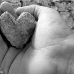 cuore-indurito-pietra