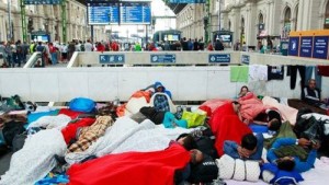 refugees_budapest_keleti_railway_station_2015-09-04