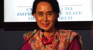 800px-aung_san_suu_kyi_p6060070_02