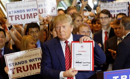 donald_trump_signs_the_pledge_25