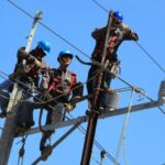three-line-workers